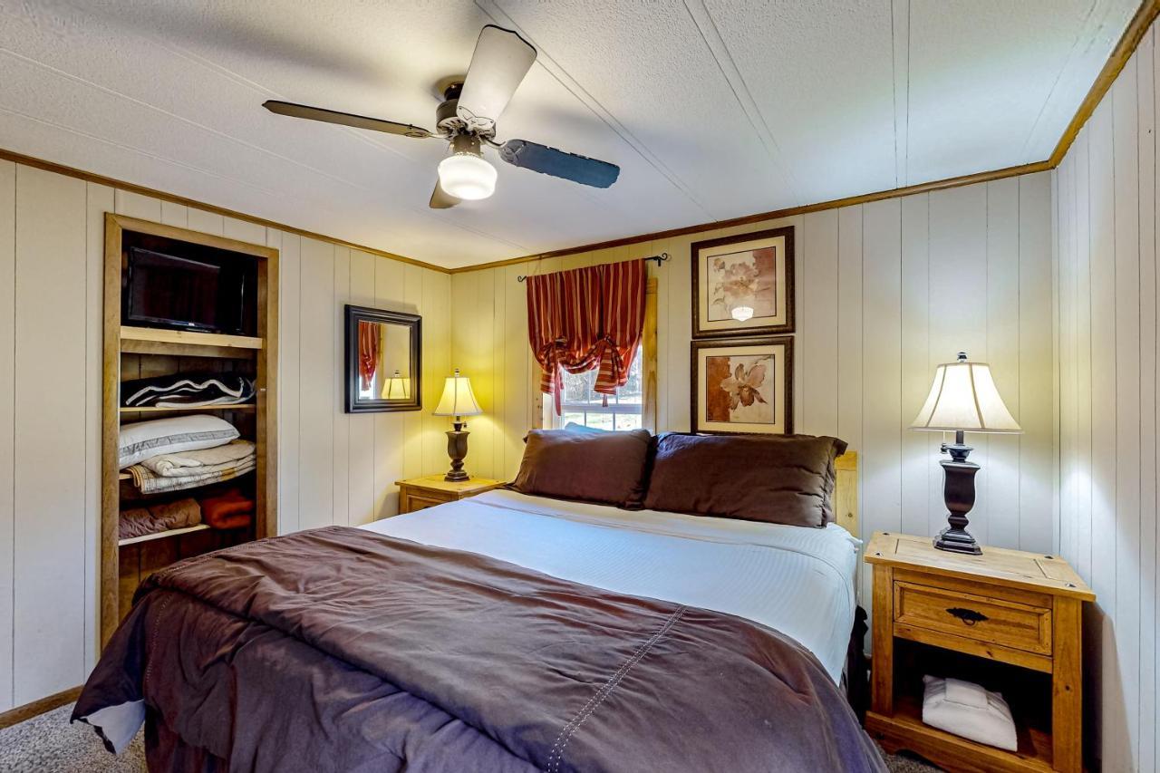 Pine Woods Cabin McHenry Kültér fotó